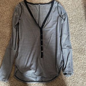 Lululemon deep v long sleeve